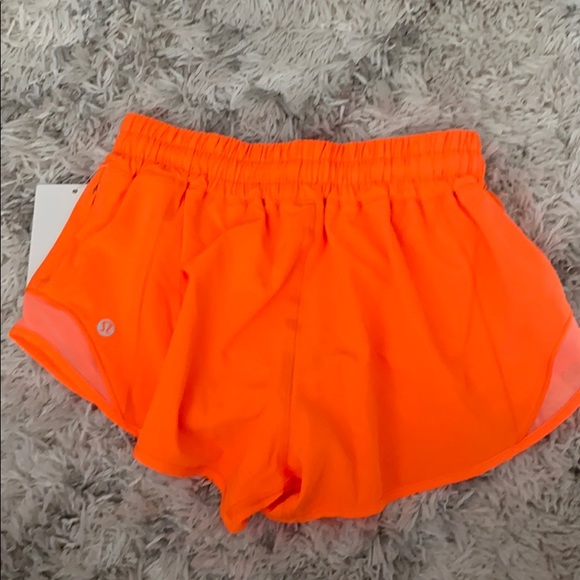 Lululemon orange shorts - Picture 5 of 8